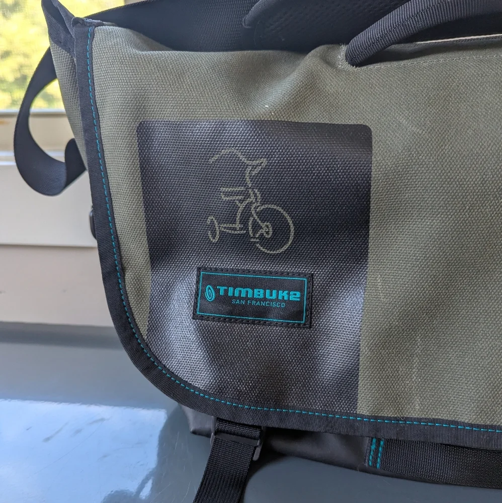 Timbuk2 Stork Messenger Diaper Bag Green Coated‎ Canvas